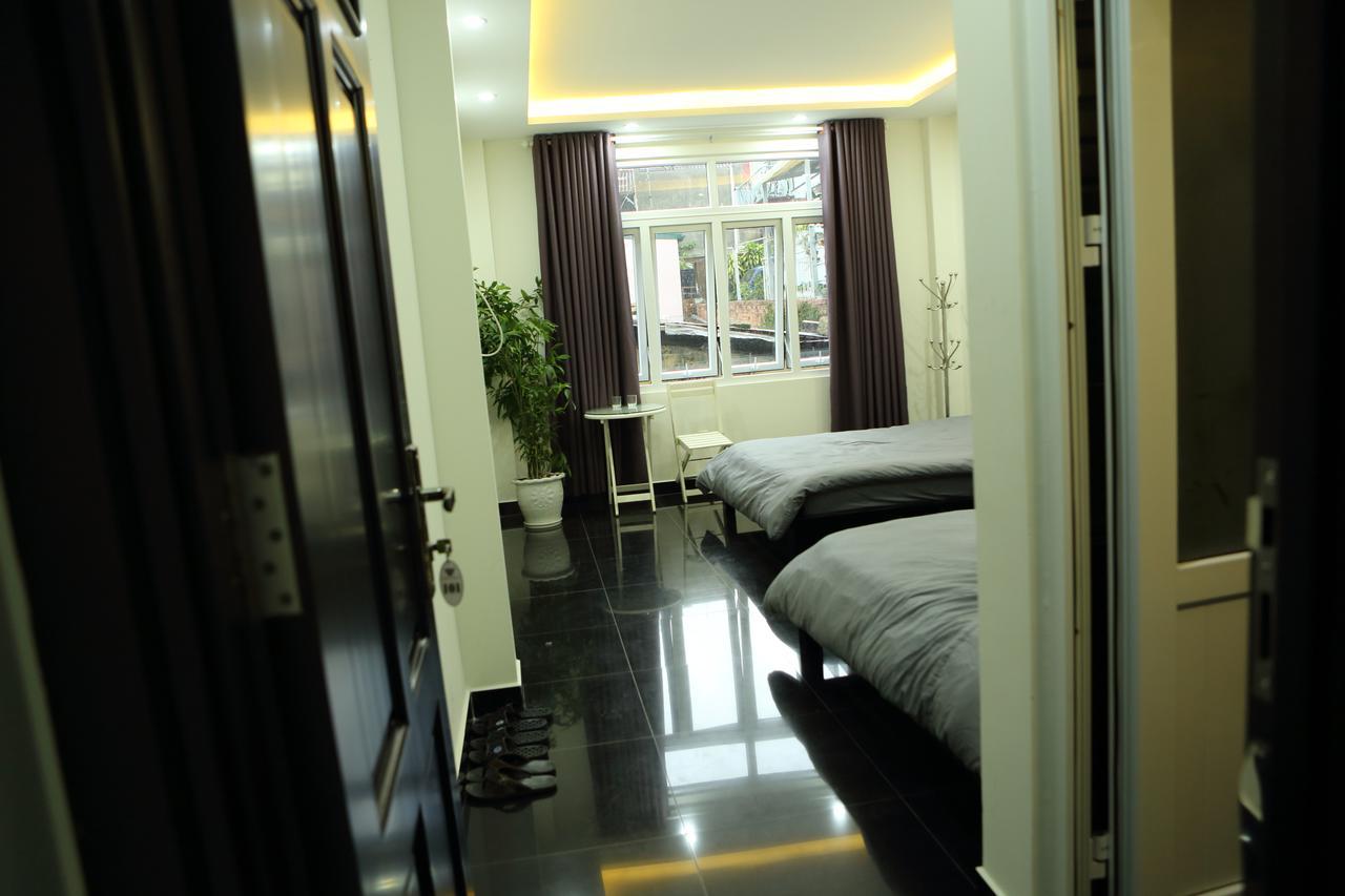 Backpackers Paradise Hotel Da Lat Esterno foto